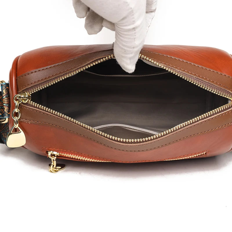 Head-Turning Style Meets Everyday Luxury: The 2024 Designer Cowhide Messenger Bag