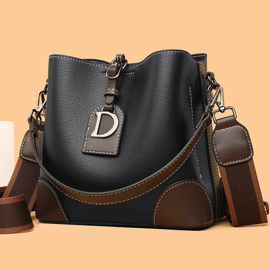 The Timeless Trend: The Simple Leather Bucket Crossbody Bag