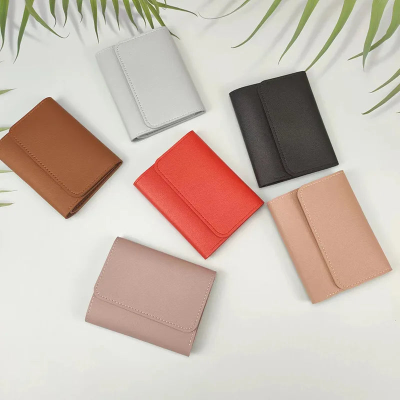 The Everyday Essential: The Compact and Stylish Women's Wallet