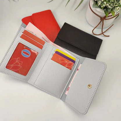 The Everyday Essential: The Compact and Stylish Women's Wallet