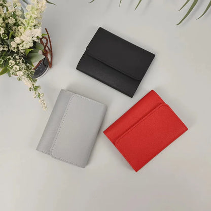 The Everyday Essential: The Compact and Stylish Women's Wallet